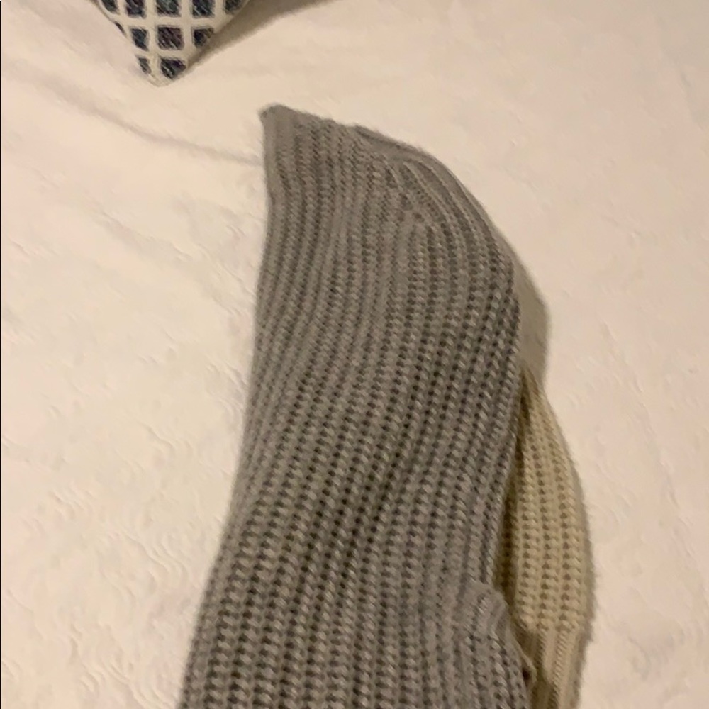 Burton Cardigan - Picture 6 of 6